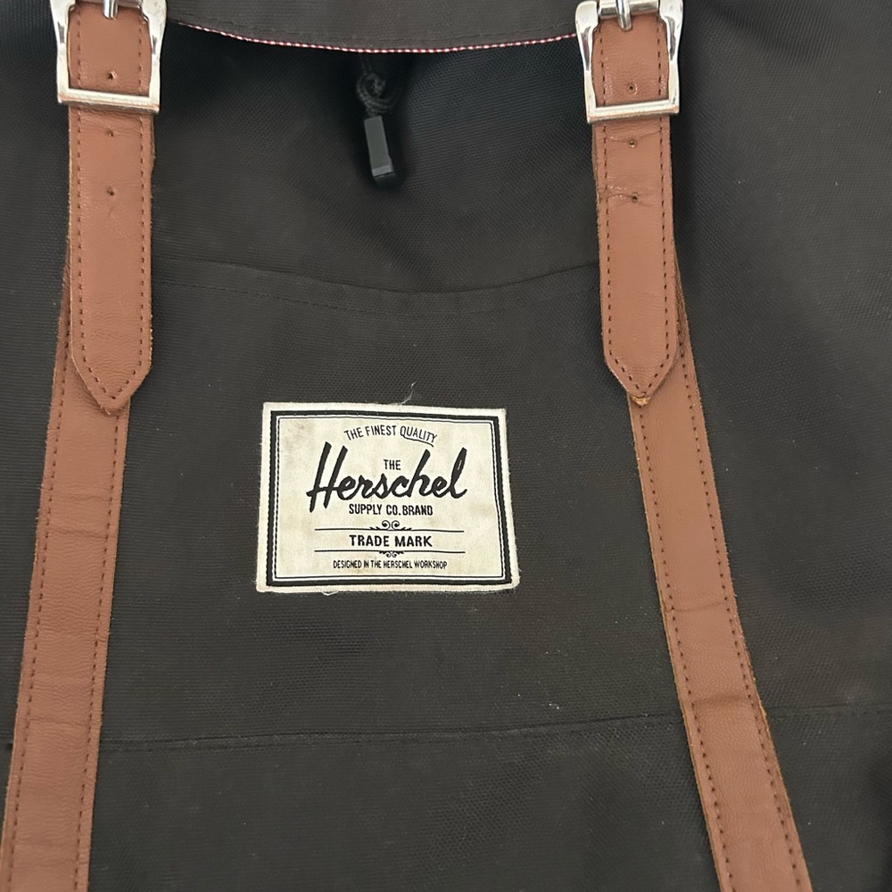 Herschel Supply Co Black Canvas Retreat Magnetic Drawstring Closure Backpack - Picture 6 of 15